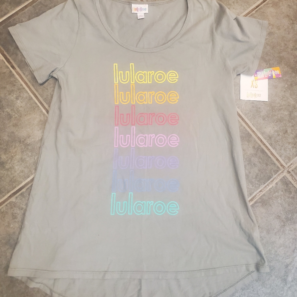 Lularoe tee